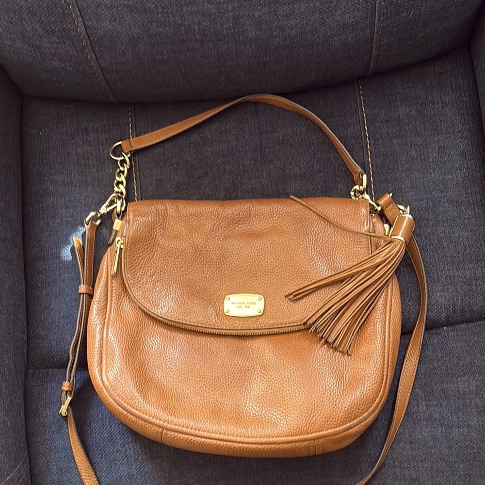 Michael Kors Bedford Tassel Brown and Gold Leather Shoulder Bag with Tassel